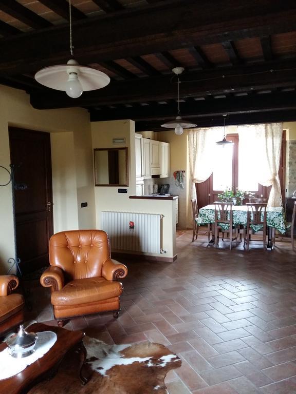 Agriturismo Il Melo Valfabbrica Экстерьер фото