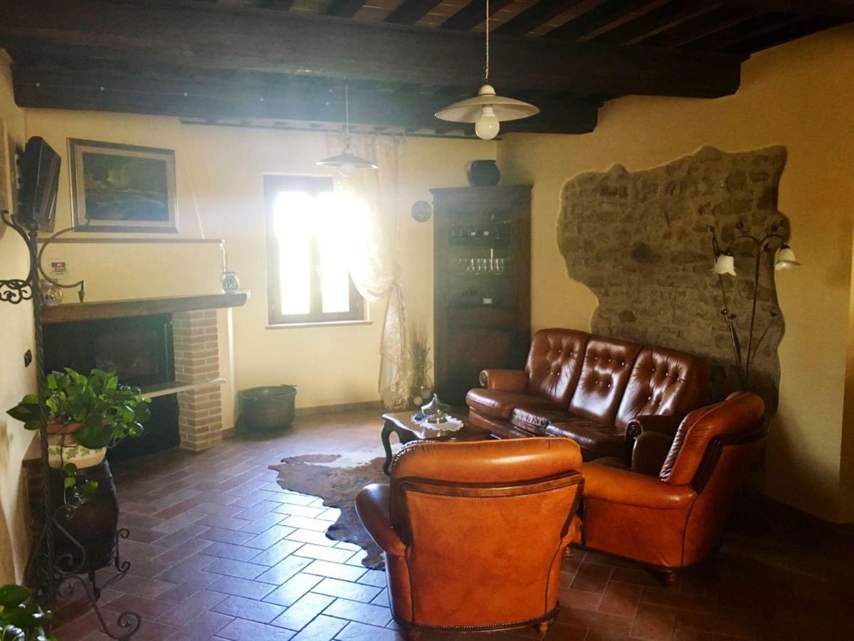 Agriturismo Il Melo Valfabbrica Экстерьер фото