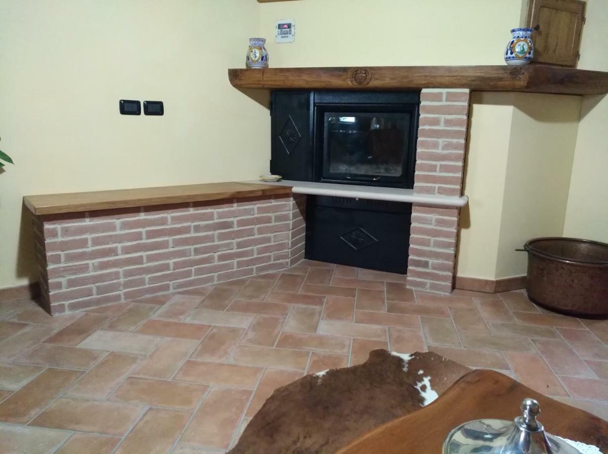 Agriturismo Il Melo Valfabbrica Экстерьер фото